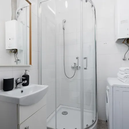 1-bedroom - Dluga 65 Street Apartmán *